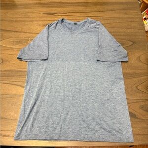 Men's Blue Lululemon Metal Vent T-Shirt
